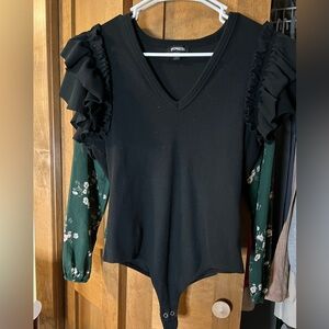 Express Black and Green Floral Ruffle Sleeve Bodysuit